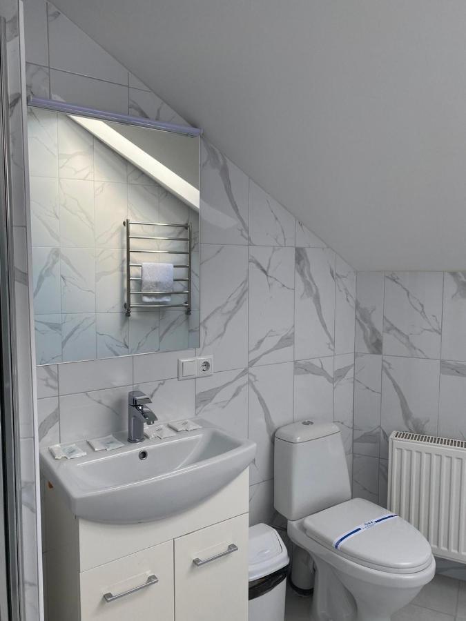 Hotel Rover Lviv Dış mekan fotoğraf