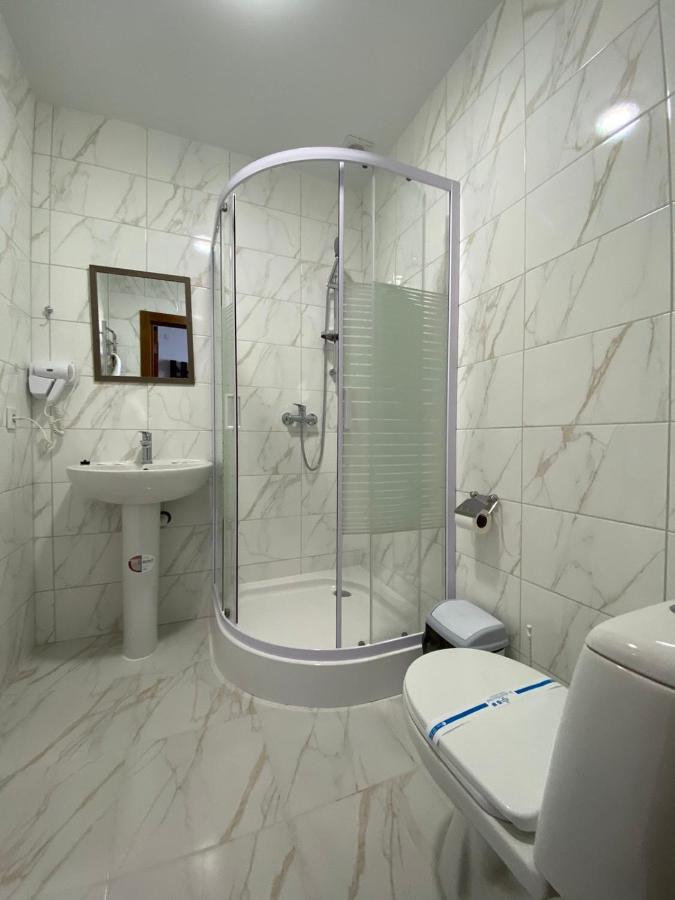 Hotel Rover Lviv Dış mekan fotoğraf