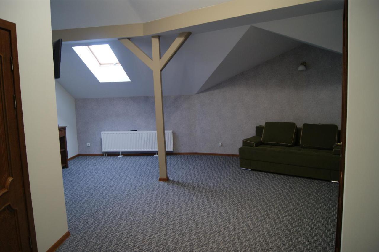 Hotel Rover Lviv Dış mekan fotoğraf